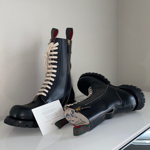 MENS BOOTS. Black leather. Green and red leather. - Picture 3 of 5